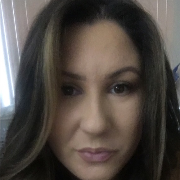 Meet your Posher, Gina - Picture 1 of 1